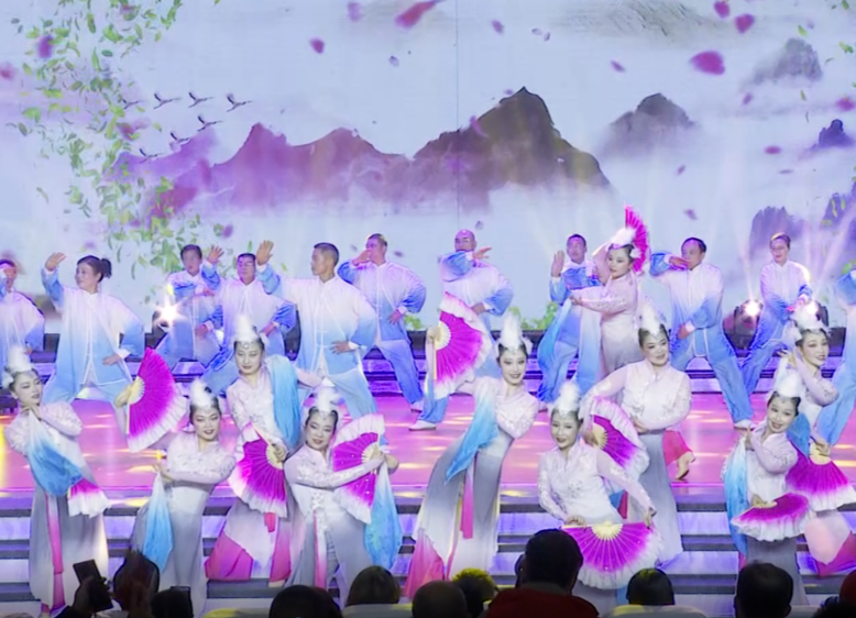 2022湘乡春晚精彩节目 | 《多彩龙城》