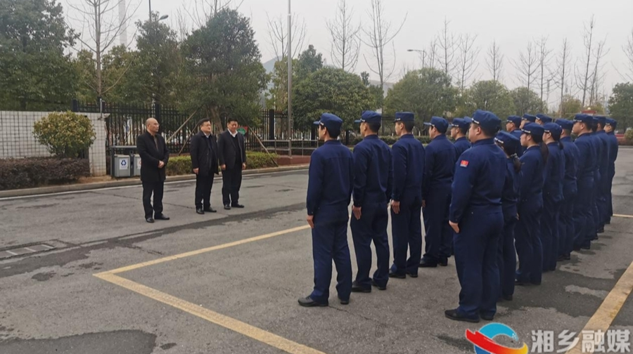 【温暖过年】赵新文 郭勇等看望慰问市人武部驻市部队官兵、军休干部