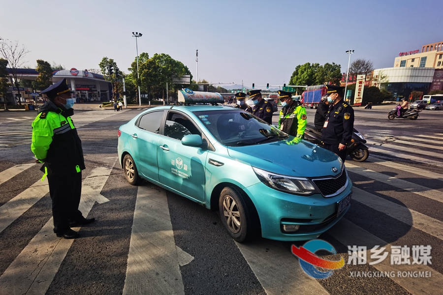 重拳出击！ 市交通运输局整治出租车营运市场秩序
