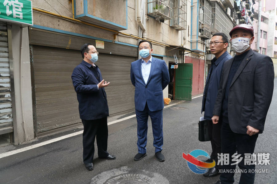 郭勇：推进老旧小区改造 助力文明城市创建