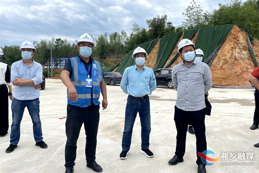 李文亮深入梅桥镇督查安全生产工作