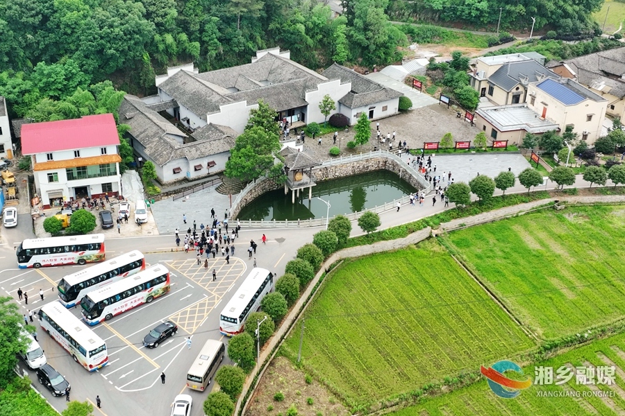 中国旅游日 | 三百余家旅行社组团踩线推介湘乡旅游资源