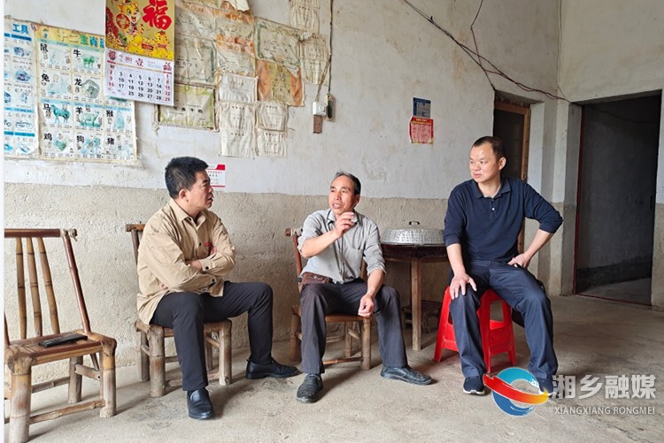 [计生协]慰问计生困难群众 浓浓关怀暖人心