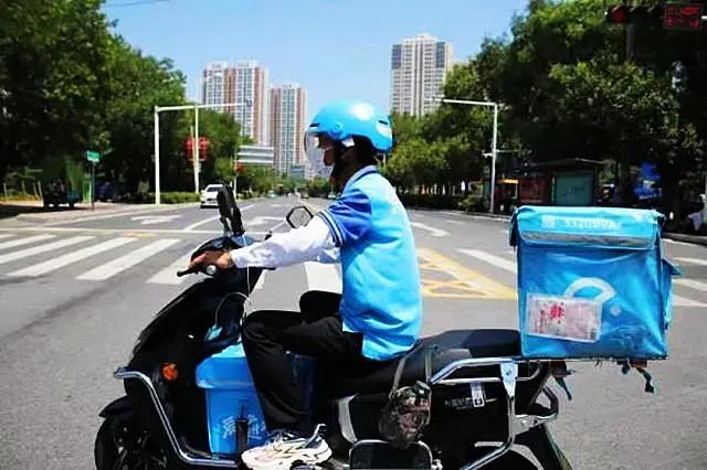 芙蓉国评论丨从平凡人身上汲取向上向善的力量