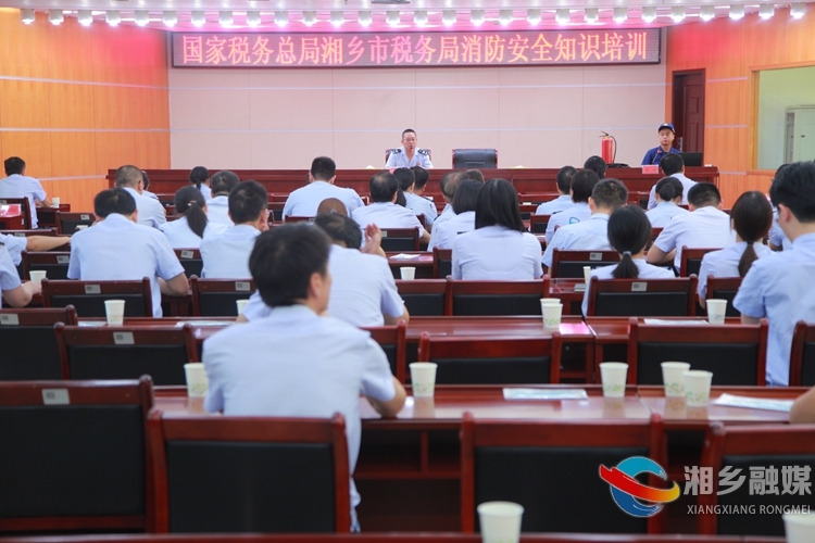 [税务局]“税务蓝”携手“火焰蓝” 安全生产防范未“燃”