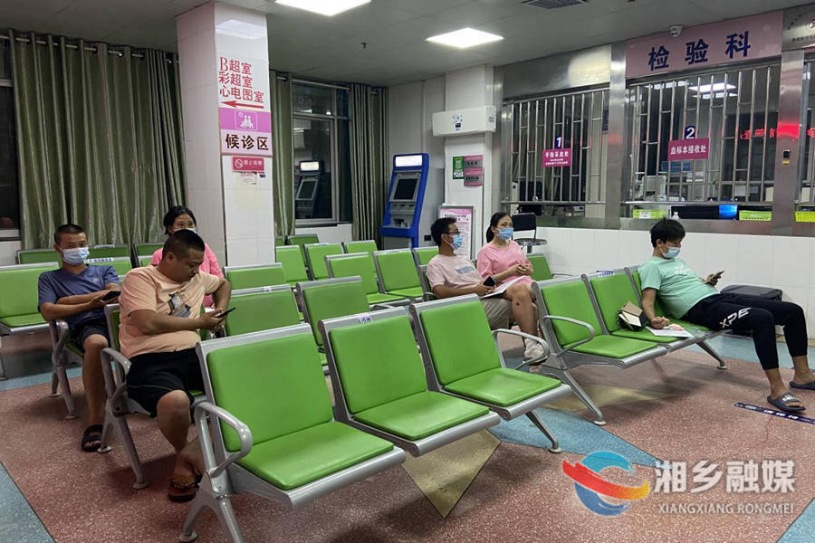 【心连心走基层 面对面解难题】工作看病两不误！市妇幼保健院开设妇产科夜间门诊