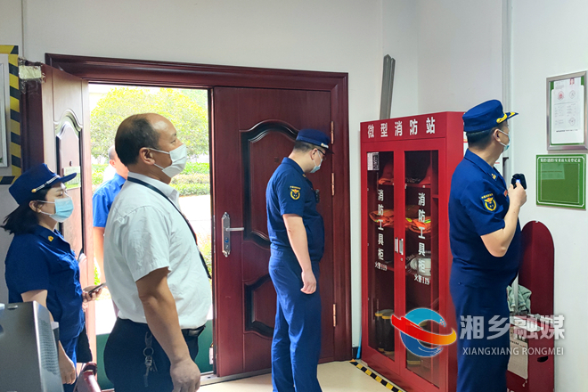 [消防救援大队]全力推进高层建筑消防安全检查