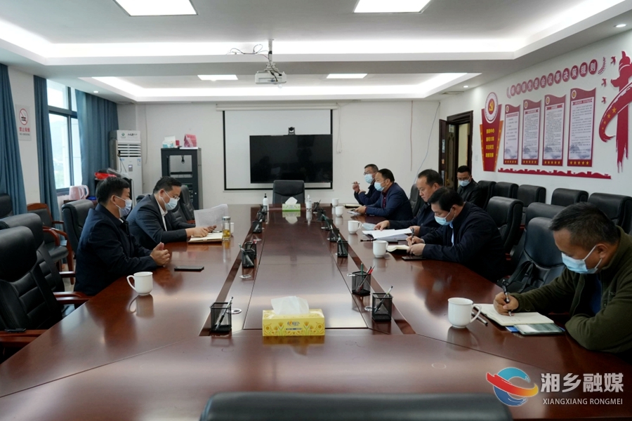 郭勇到棋梓镇督导重点工作时指出：决战决胜抓好疫情防控 从严从紧守牢安全底线 全心全力维护和谐稳定