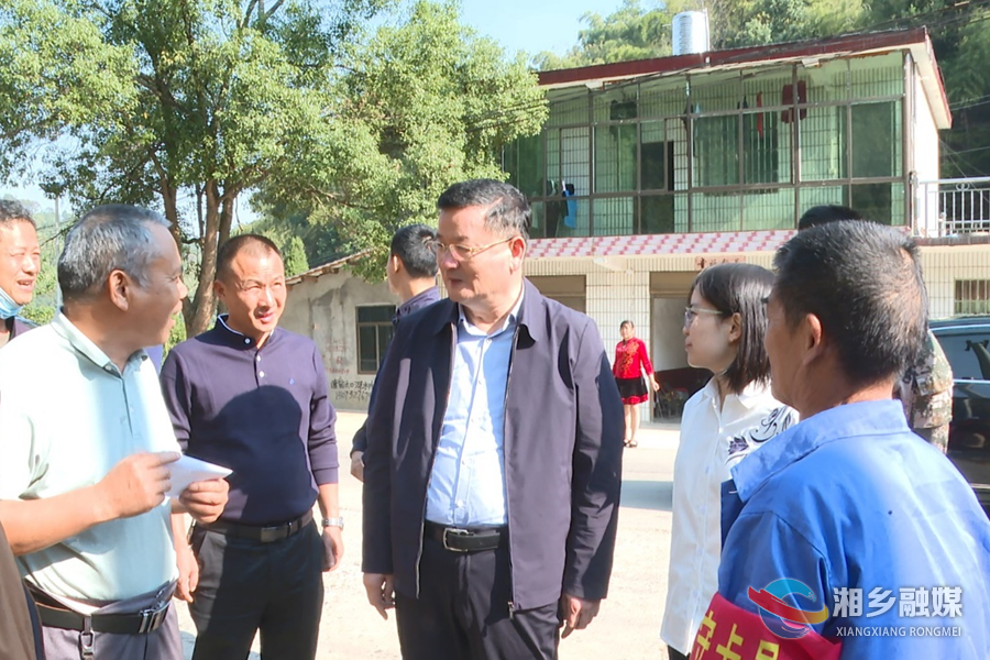 赵新文：紧盯当前重点工作  确保绝对安全稳定