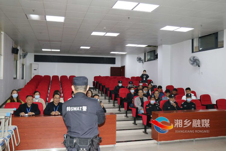 [公安局]反恐演练进校园 警校联动筑平安