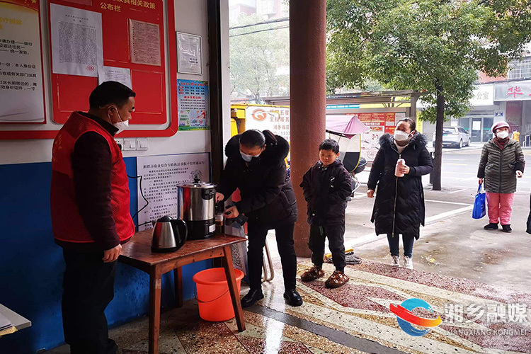 [望春门街道]免费分发汤药保健康