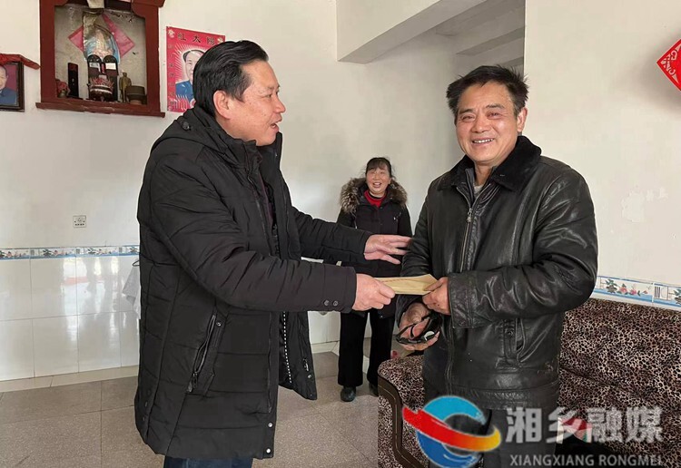 [市委编办]上门送温暖！开展“为好人圆梦”志愿活动
