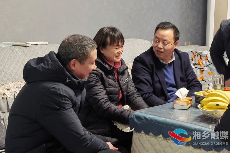 [望春门街道]开展廉政家访 树立清廉家风