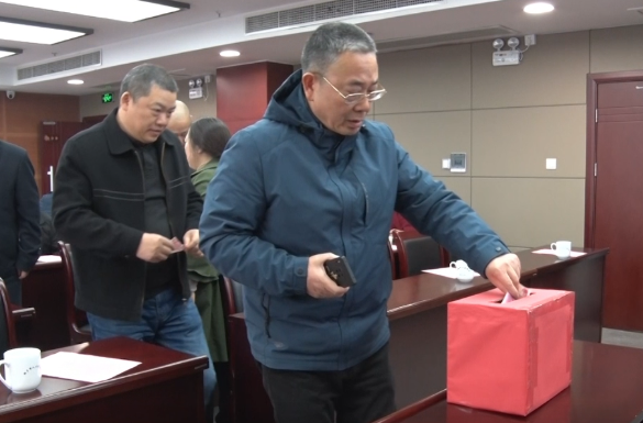 短视频 | 学雷锋 献爱心 湘乡市人大常委会机关在行动