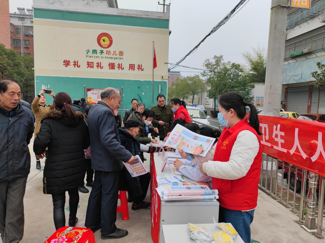 学雷锋 树新风 | 湘乡各单位部门开展学雷锋活动