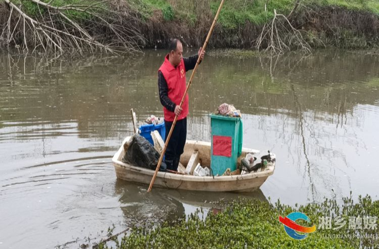 [白田镇]河长办开展河道水库清除杂物和障碍物专项整治