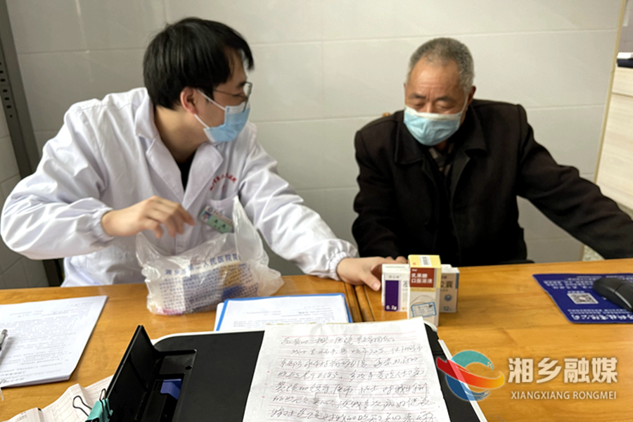 花甲老人写感谢信 背后的故事真暖心！