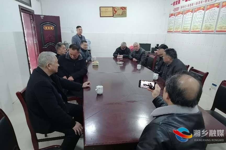 “银发专家”释放新活力