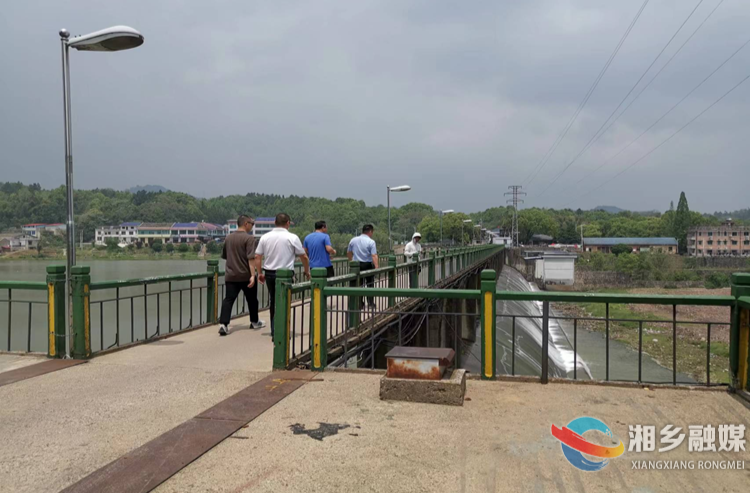 湘潭市文旅广体局来湘乡调研革命文物（红色资源）保护利用工作