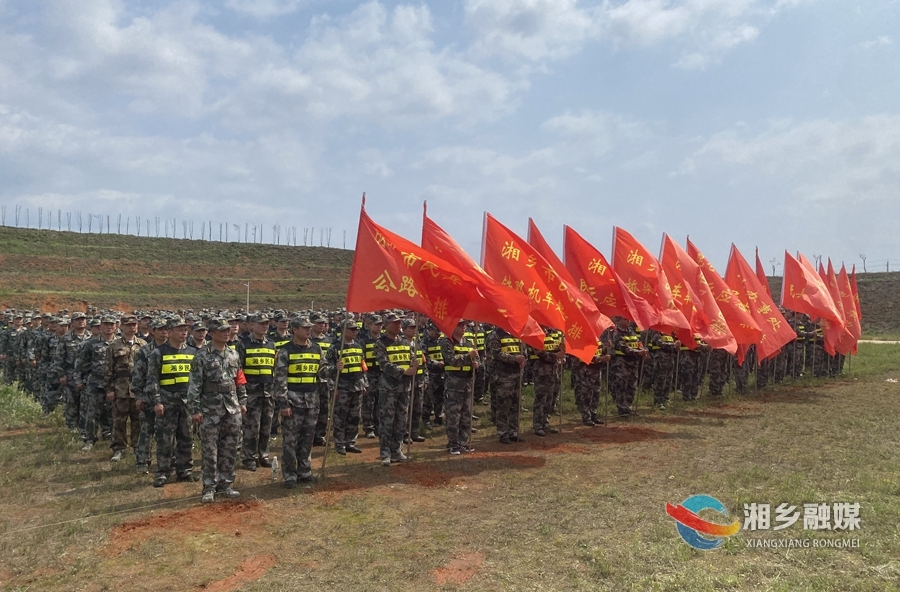 明使命 展英姿！湘乡680名基干民兵接受点验