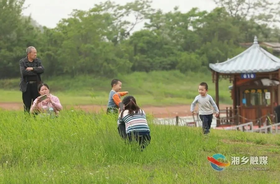 13.67万人次 这个“五一”假期湘乡“火中有序”！