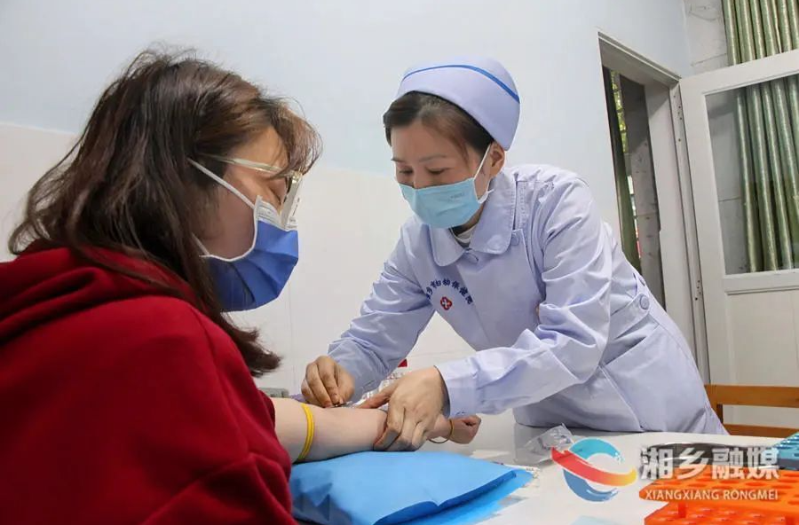 凭一双巧手，湘乡的她以“针”心换真心