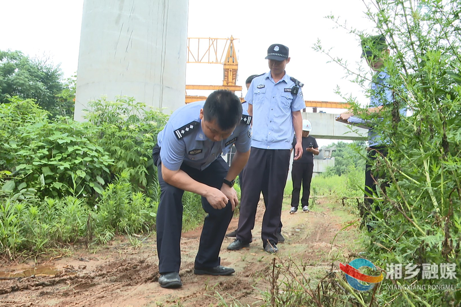 【优化营商环境进行时】工地惨遭“偷铁贼” 湘乡警方一日破获系列盗窃案
