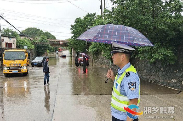 [公安局]全警上路保端午假期交通安全