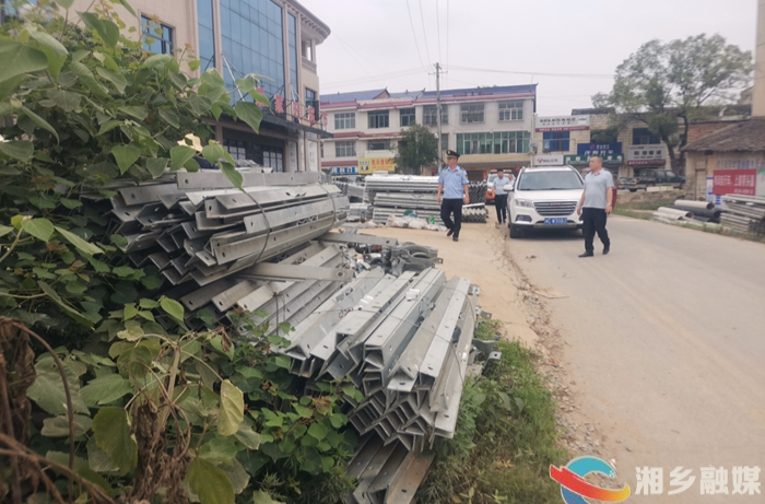 [交通运输局]整治路域环境 确保公路安全畅通