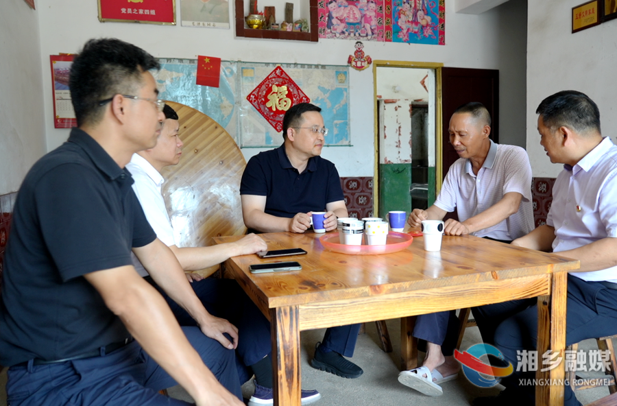 【庆祝建党102周年】郭勇等领导走访慰问困难党员