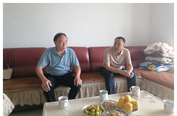 湘乡：高温送清凉 用心用情用力服务老干部