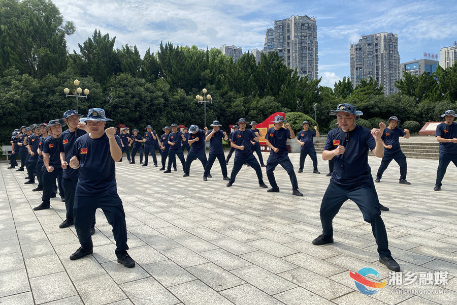 市退役军人事务局：“八个一” 庆祝建军96周年