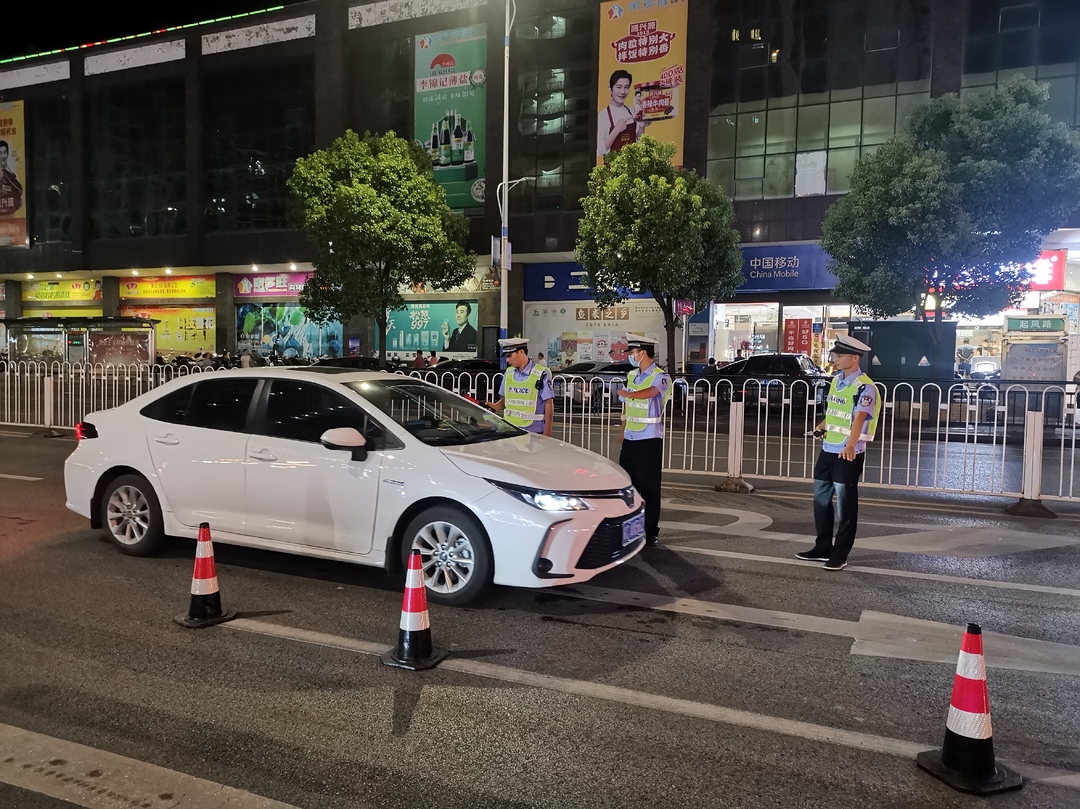 夏夜亮剑护平安！湘乡深入推进交通顽瘴痼疾专项整治行动