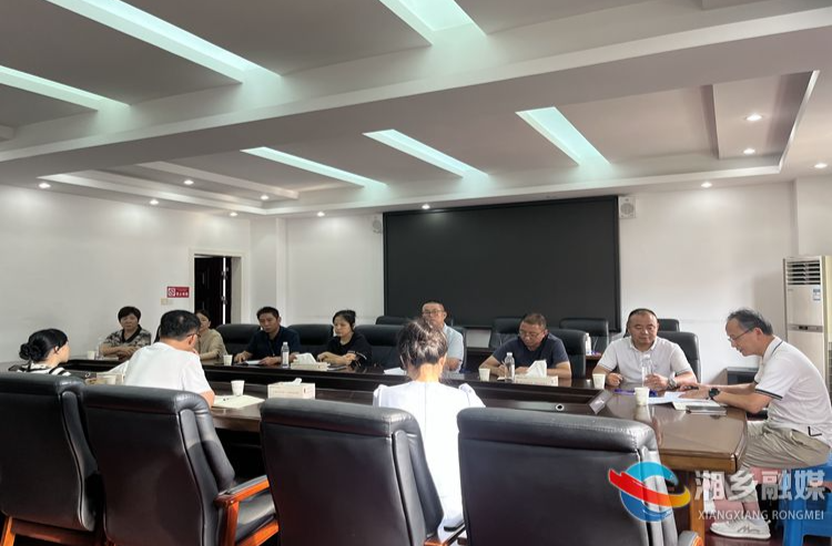 [昆仑桥街道]人大代表旁听庭审 零距离监督审判工作