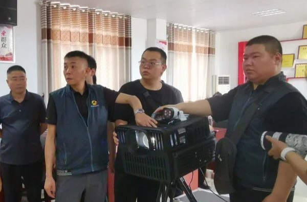 湘乡启动首个农村公益电影固定放映示范点