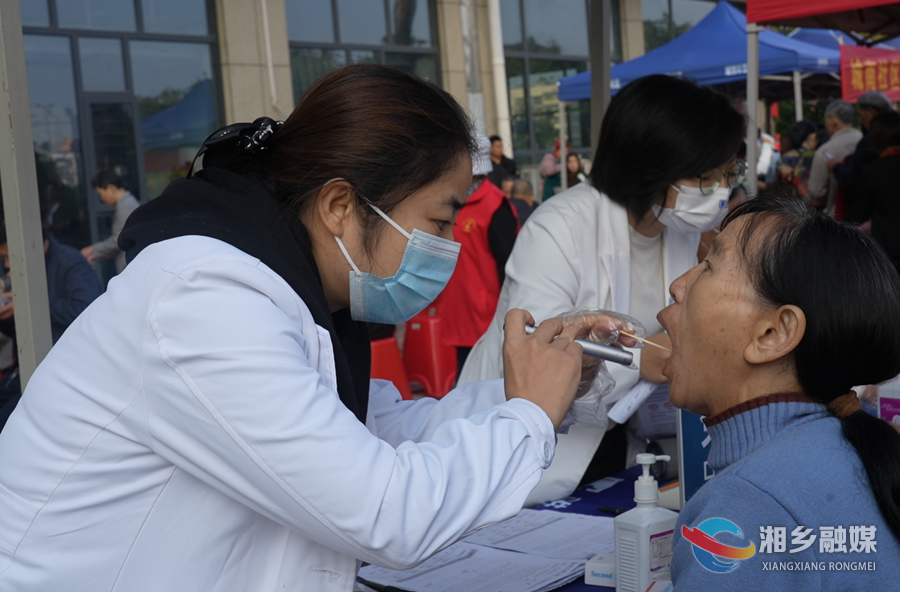 今日重阳，城南社区首届“邻里节”群众文化活动“烟火气”十足