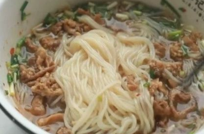 这款粉才是地道的湘乡米粉，外地人一般不知道