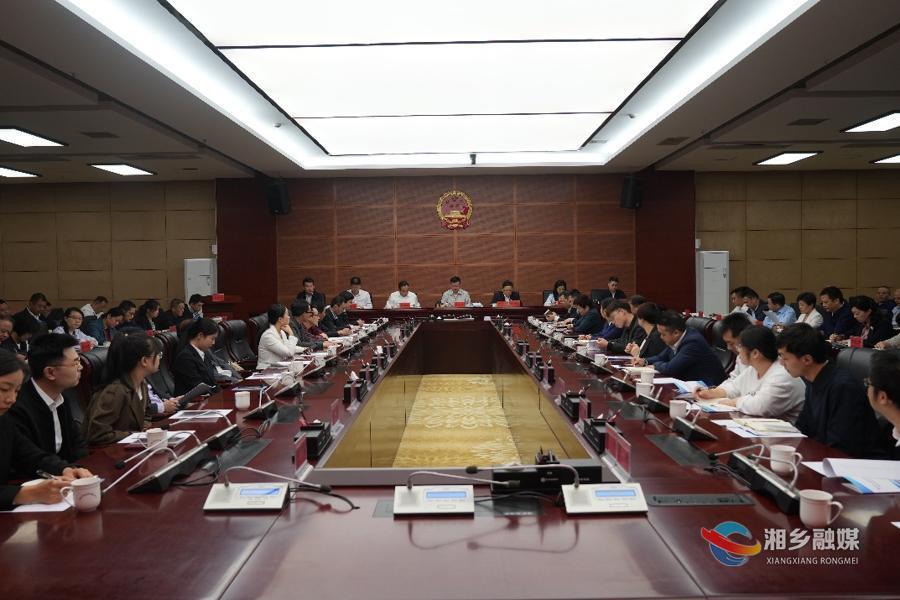 赵新文：坚持党管人才 为推动湘乡高质量发展提供强有力人才支撑