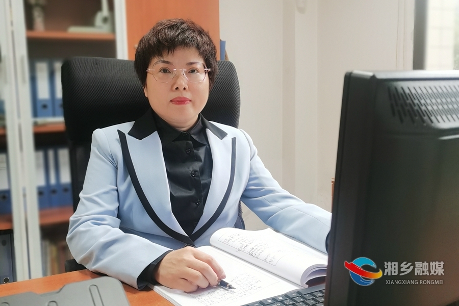 【建功新时代 劳模展风采】闵萍：柔肩担重任 巾帼绽芳华