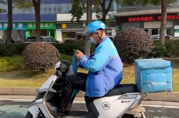 曝光台 | 湘乡这些不文明行为曝光，看看都有谁!