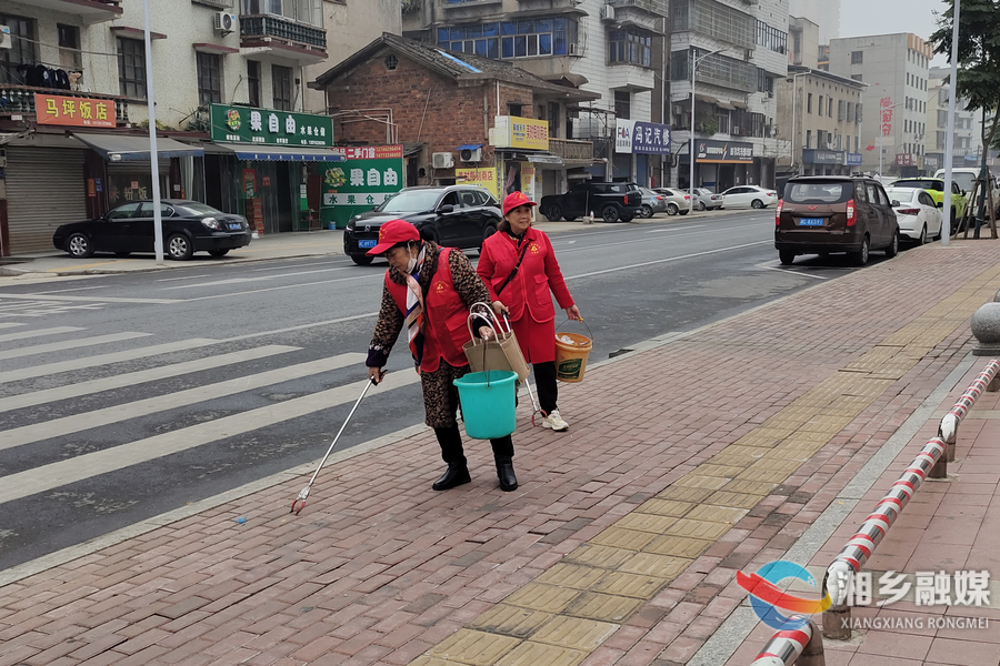 国际志愿者日 | 志愿活动进社区 爱心服务暖人心