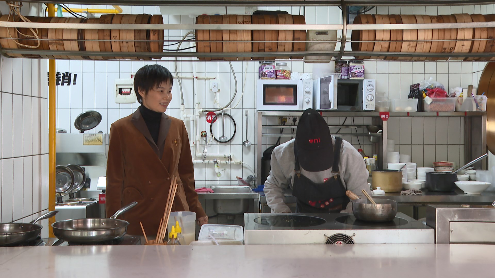 【委员风采】谭彩芳：守护食品安全 推动餐饮行业健康发展