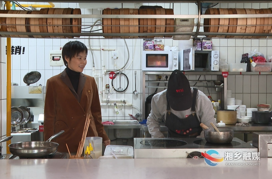 【委员风采】谭彩芳：守护食品安全 推动餐饮行业健康发展