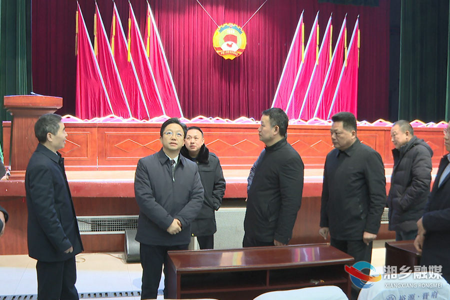 谢岸烨督查两会筹备工作
