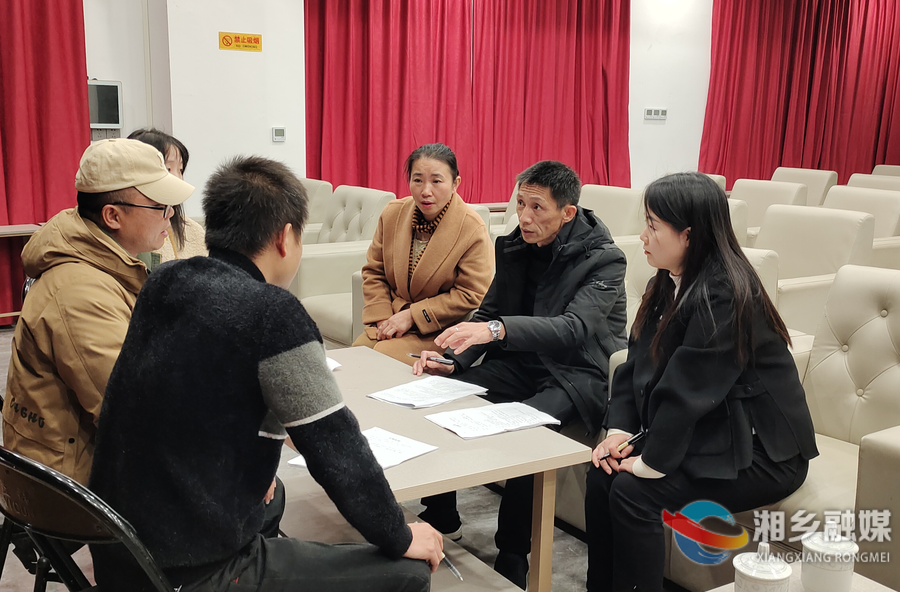 【身边的榜样】湘乡这位艺术家初心坚守 扎根基层41载