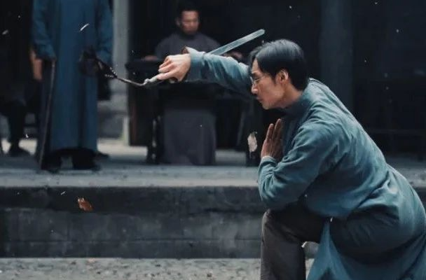 电影《堡垒》在韶山首映后……