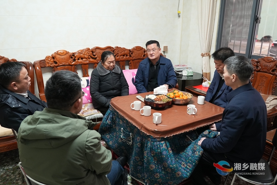 【新春走基层】赵新文郭勇等领导看望慰问劳动模范、优秀专家、文艺工作者