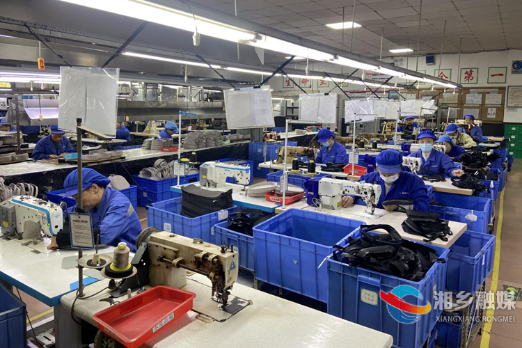 【上班第一天】湘乡：企业开工生产忙 奋力冲刺“开门红”