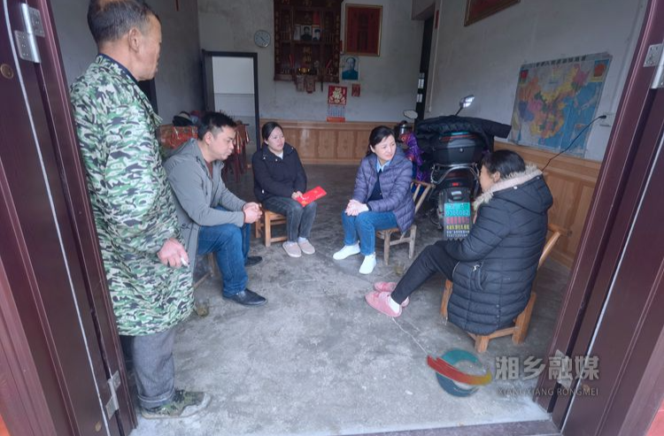 [残联]“四下基层”提升服务水平