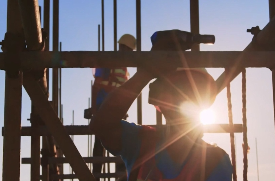 追光 | 致敬劳动者